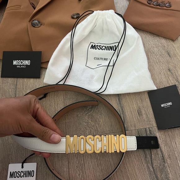 Authentic Moschino Milano belt (NEW) - Picture 5 of 6
